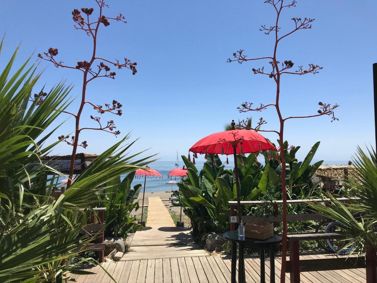 Marbella - Estepona Beach Frontline Apartment 외부 사진