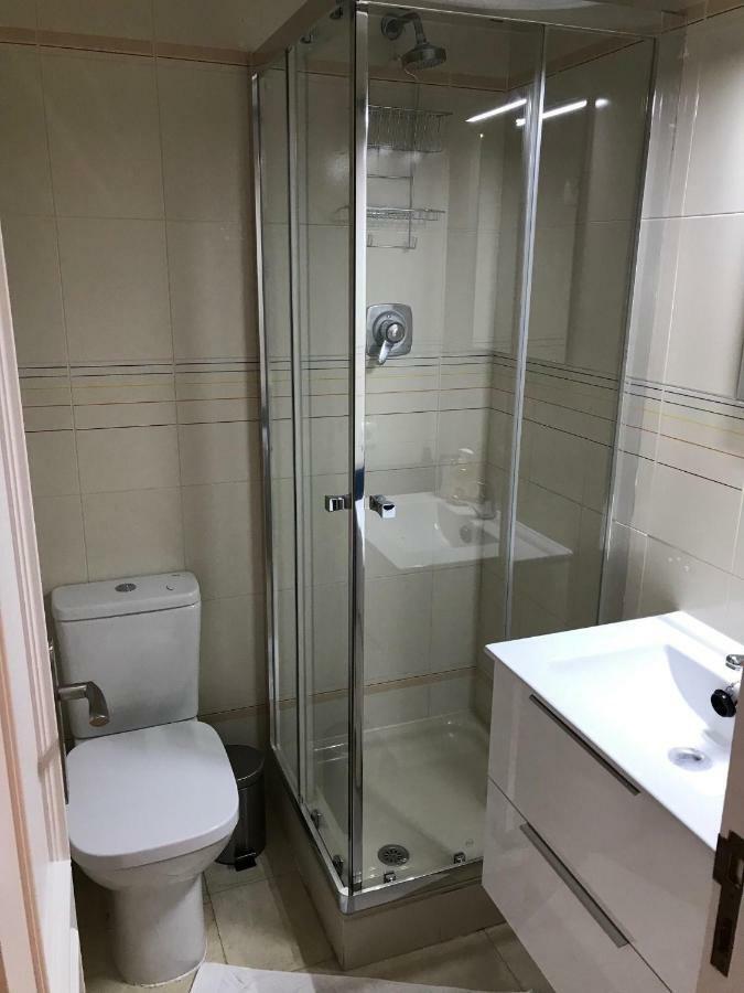 Marbella - Estepona Beach Frontline Apartment 외부 사진