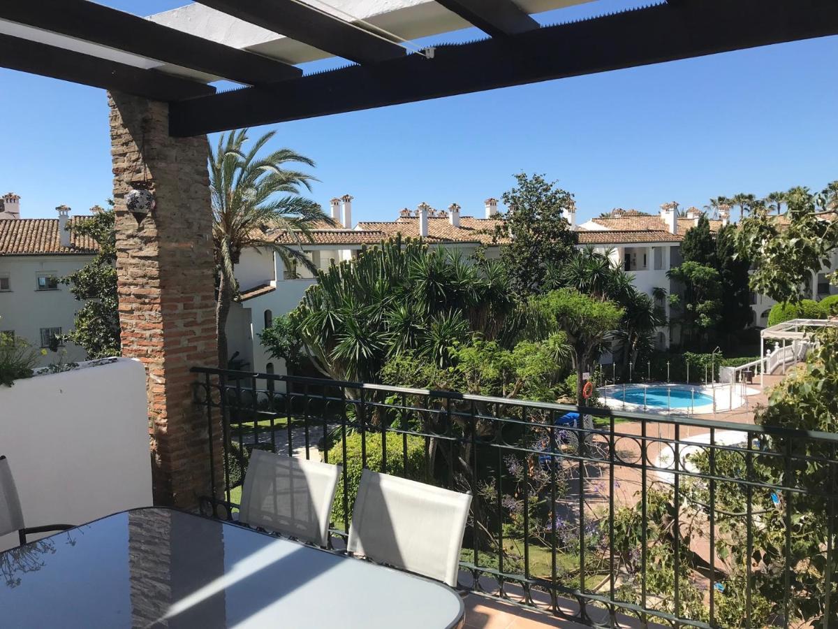 Marbella - Estepona Beach Frontline Apartment 외부 사진