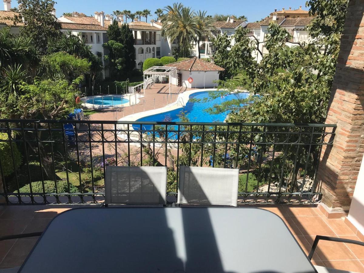 Marbella - Estepona Beach Frontline Apartment 외부 사진